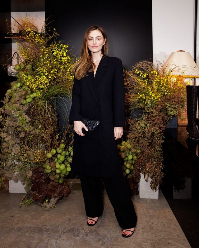 Phoebe Tonkin