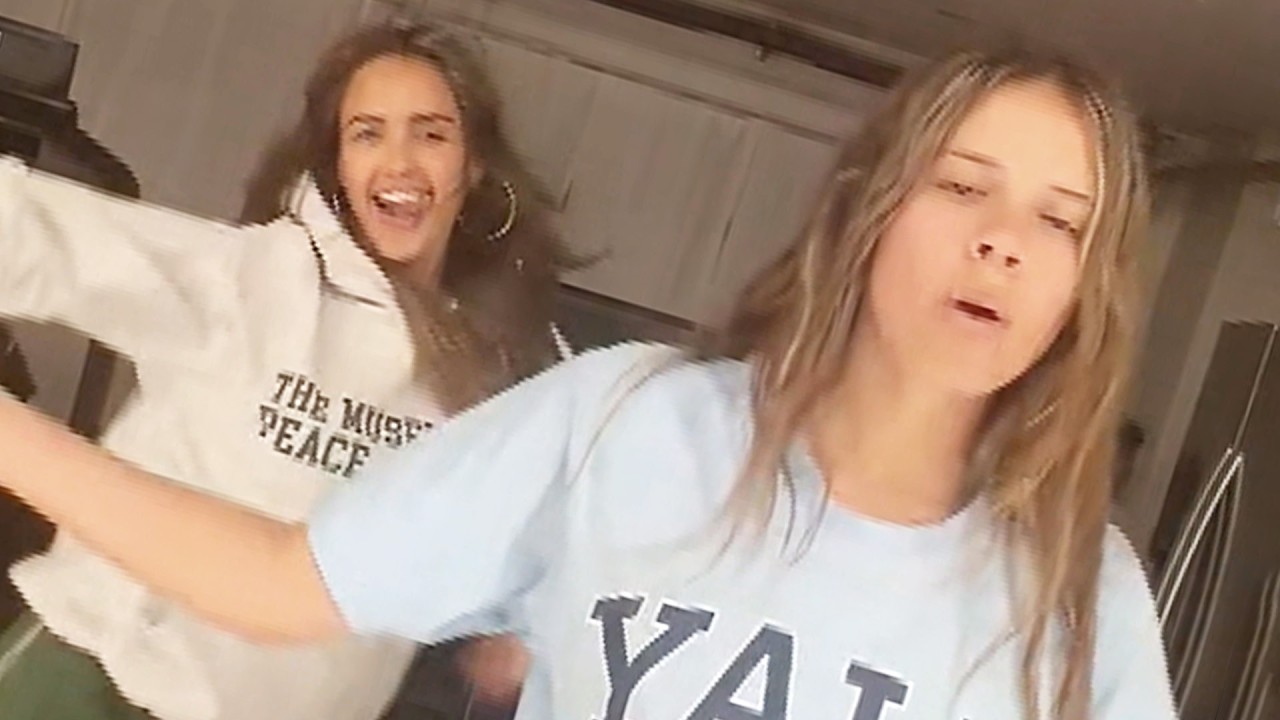 Jessica Alba Channels ‘Honey’ Moves With Daughter Honor